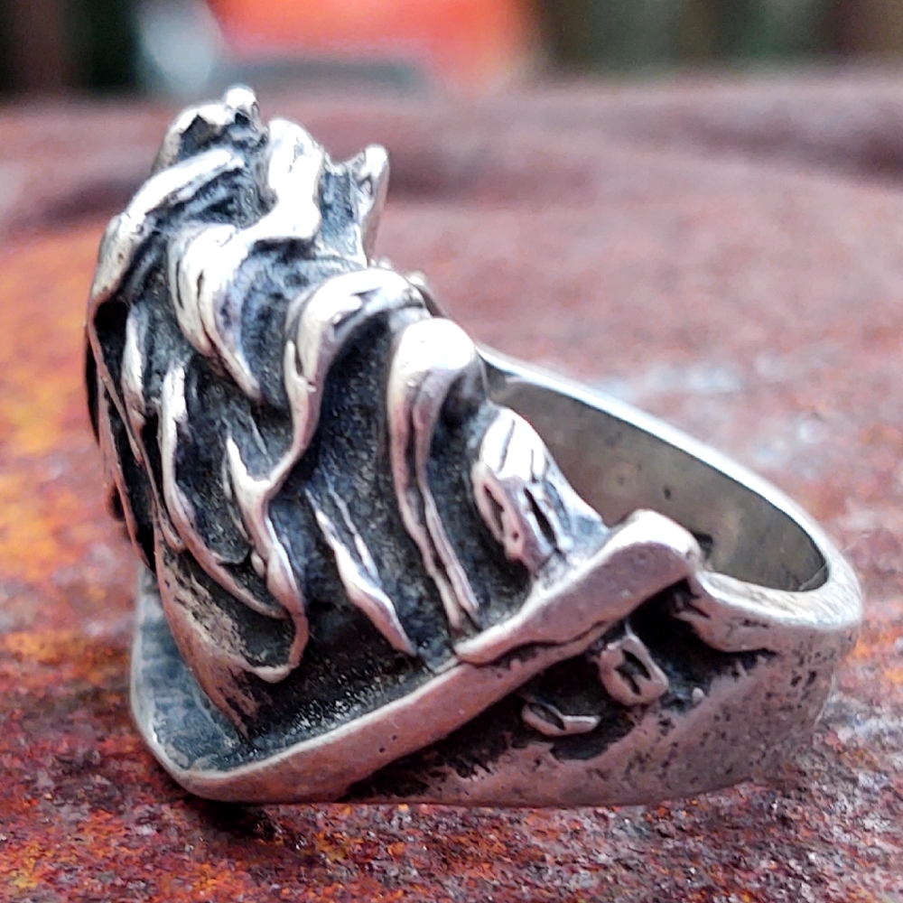 Gigantic Vintage Sterling Silver Mexico Horse Ring - Picture 4 of 8
